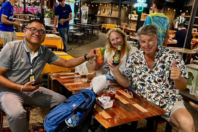 1-Day Vientiane City Adventure: Top Sights & Hidden Gems - The morning market bites, Lao coffee, and a silversmith hands-on stop