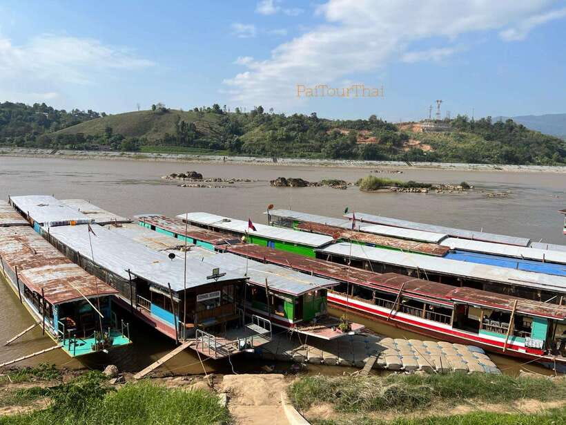 From Chiang Rai : 2 Day 1 Night Slow Boat to Luang Prabang - Boarding the slow boat: what the 2-day river ride looks like