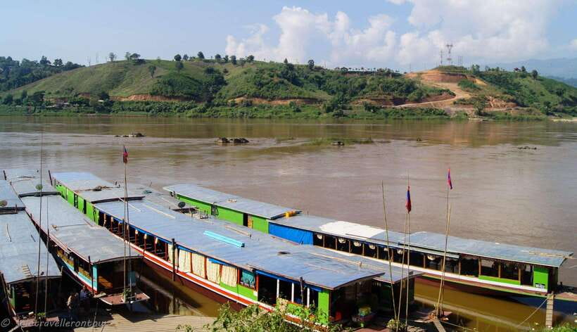From Chiang Rai : 2 Day 1 Night Slow Boat to Luang Prabang - Border crossing support: the part you will thank yourself for