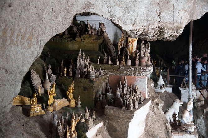 FULL DAY – Kuang Si Waterfall, Kayak on the Nam Ou / Mekong River, Pak Ou Caves - Kayaking the Nam Ou: Limestone Cliffs and Real Water Time
