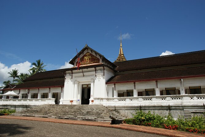 Full-Day Luang Prabang Highlights Tour Including Kuangsi Waterfall - Key things to know before you go
