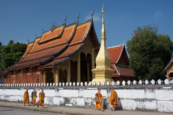 Full-Day Luang Prabang Highlights Tour Including Kuangsi Waterfall - Wat Xiengthong and the Royal Palace Museum: A Morning With Real Context