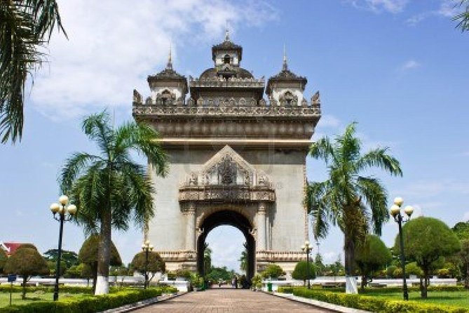 Guided Vientiane City and Buddha Park Full-Day Tour - Wat Ho Phra Keo and the Presidential Palace outside view
