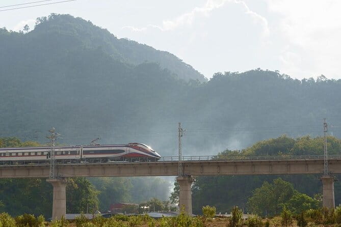 Laos Railway Tickets Easily: Avoid Long Queues & Wasted Time - Timing Tips: Same-Day Arrivals and Changes That Happen