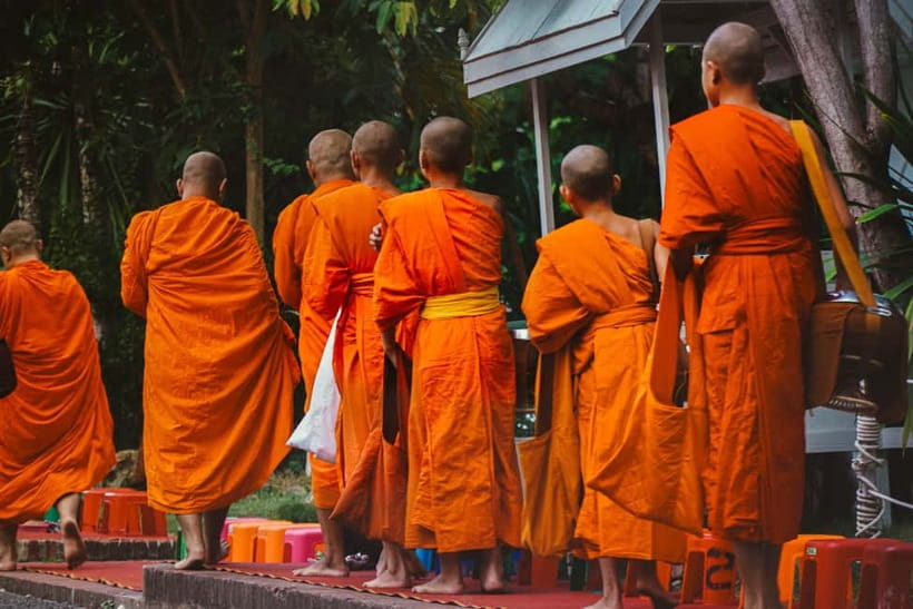 Luang Prabang: Almsgiving Ceremony Offering - Tak Bat in Luang Prabang: why this sunrise ritual matters