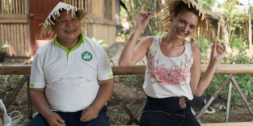 Luang Prabang: Bamboo Experience & Kuang Si Falls Tour - Weaving your mat: what the hands-on steps feel like
