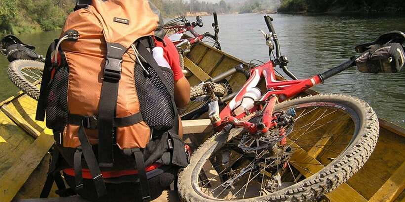 Luang Prabang: Countryside Mountain Bike Tour with Lunch - Wat Phon Phao: the octagonal temple, golden stupa, and Luang Prabang views