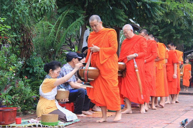 Luang Prabang Early Morning Alms Giving and Wet Market - Who this fits best in Luang Prabang