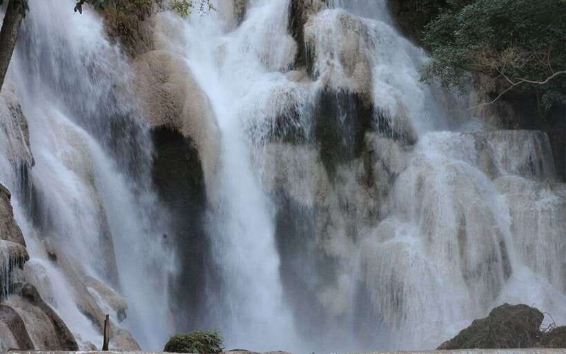 Luang Prabang: Kuang Si Bike Ride & Long-Tail Boat Cruise - Lunch at the falls: fuel for swimming and walking