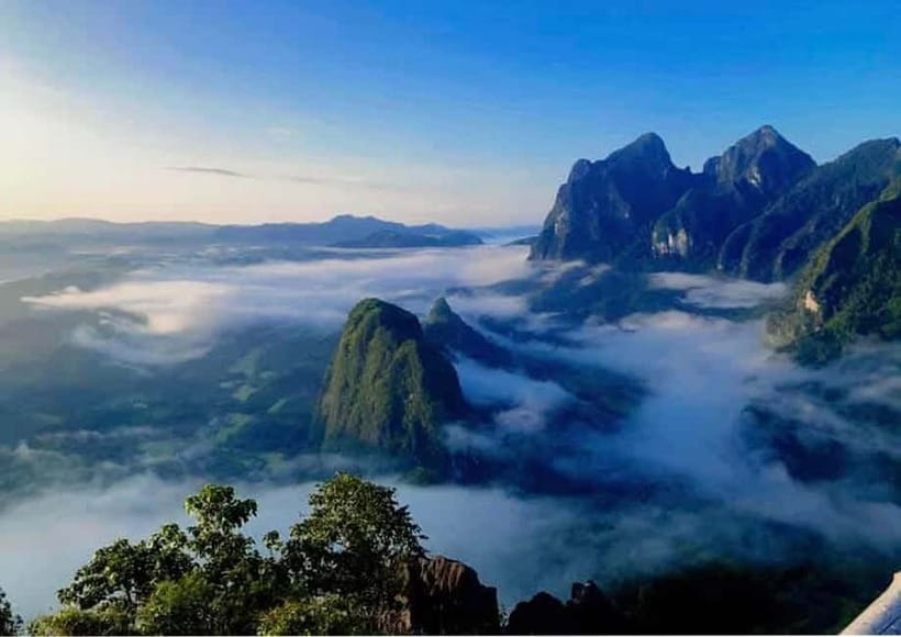 Luang Prabang: Nong Khiaw 3-Day Trekking & camping, Homstay - Luang Prabang to Nong Khiaw: the start that keeps you calm