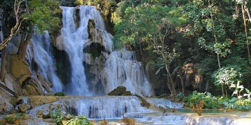 Luang Prabang: Organic Farm Experience & Hike to Kuang si - Eating riverside lunch right after you cook