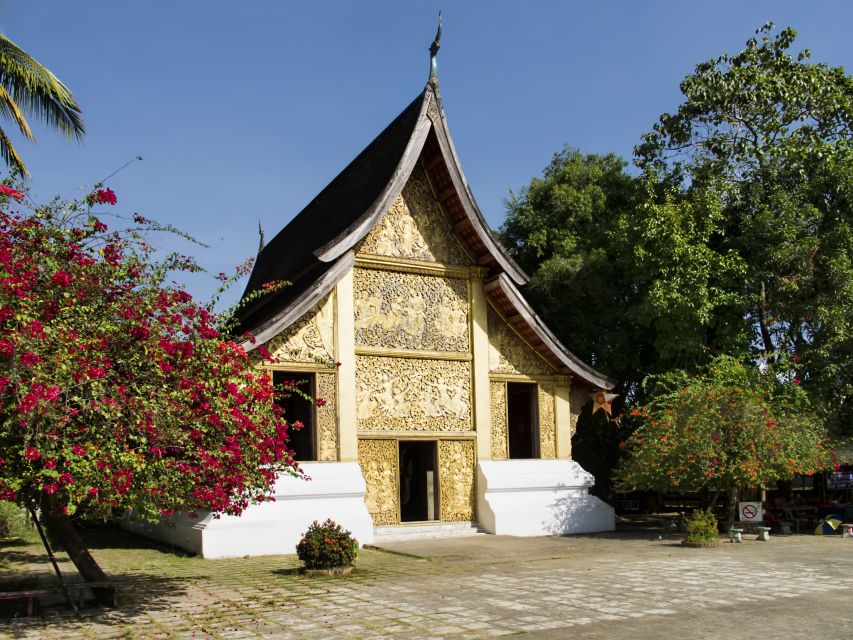 Luang Prabang: Private Must-See Sights and Mount Phousi Tour - Lunch and Guide Stories That Tie the Day Together