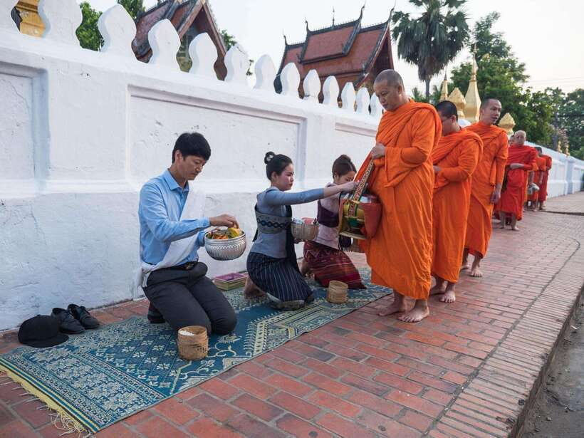 Luang Prabang: UNESCO World Heritage City Highlights Tour - Hotel pickup, the two-part flow, and how to survive a packed day