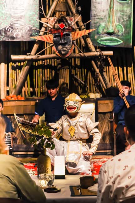 Luangprabang: Dinner with Lao Traditional Dance Performance - The dance show: reserved seats and clear cultural storytelling