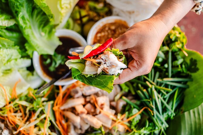 Mekong Meals Food Tour with 15+ Tastings - Drinks and pace: what the small-group format feels like