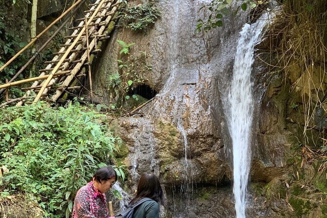 Nong khiaw, 1Day Muang Ngoy Waterfall, Local Village and Kayaking - Nong Khiaw start: the 1-hour boat ride that sets expectations