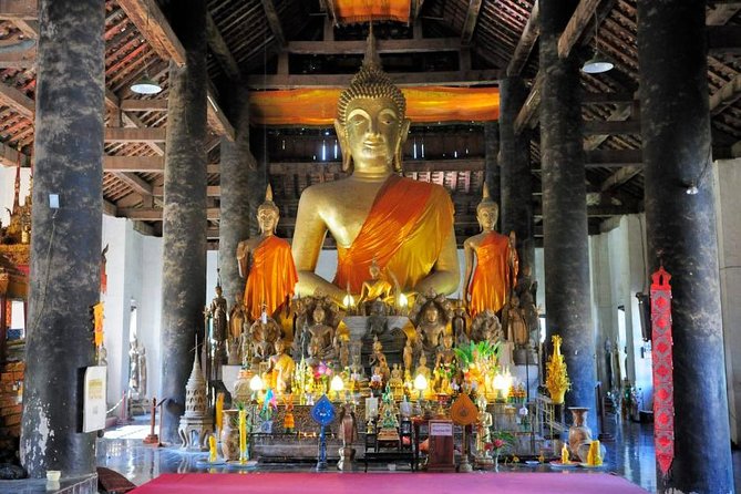 Private Luang Prabang City Tour - Wat Wisunarat and the Watermelon-Domed Stupa