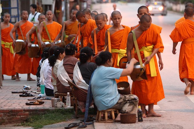 Small Group Half Day Luang Prabang city tour - Riverview Park: The Quick Geography Lesson You Will Thank Yourself For