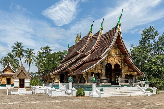 Small Group Half Day Luang Prabang city tour - Alms-Giving Ceremony: A Respectful Cultural Moment