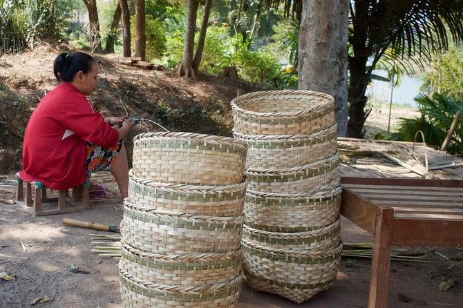 The Namkhan - Traditional Lao Bamboo Weaving - Tea tasting at The Namkhan eco-farm: what you’re actually tasting