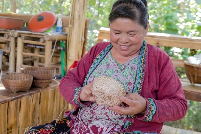 The Namkhan - Traditional Lao Bamboo Weaving - Your guided start: welcome drink and a garden walk