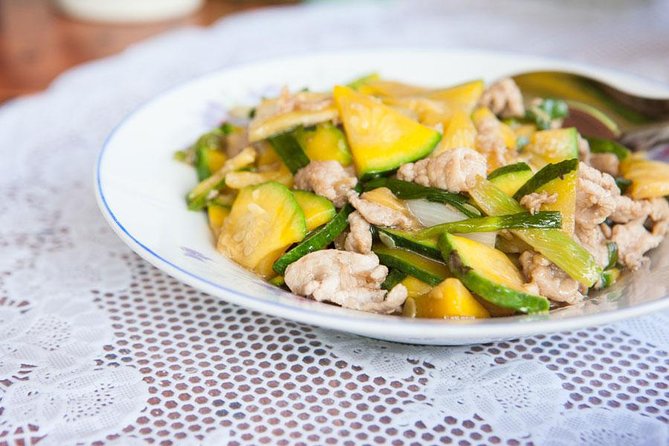 Traditional Market Tour and Private Laotian Cooking Class with a Local - Phosy Market With Si: Ingredients You’ll Remember