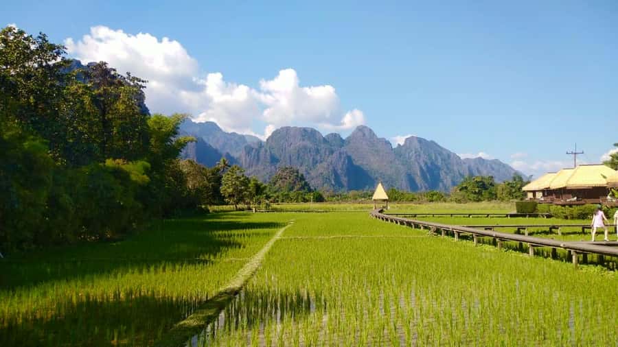 Vang Vieng: Climbing & Ballon (Departure from Vientiane) - Hot air balloon ride finale: amazing if it runs, plan if it doesn’t