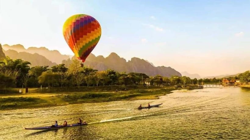 Vang vieng: Longtail boat&Hot Air Balloon&hotel pick-up - Key highlights you should know before you go