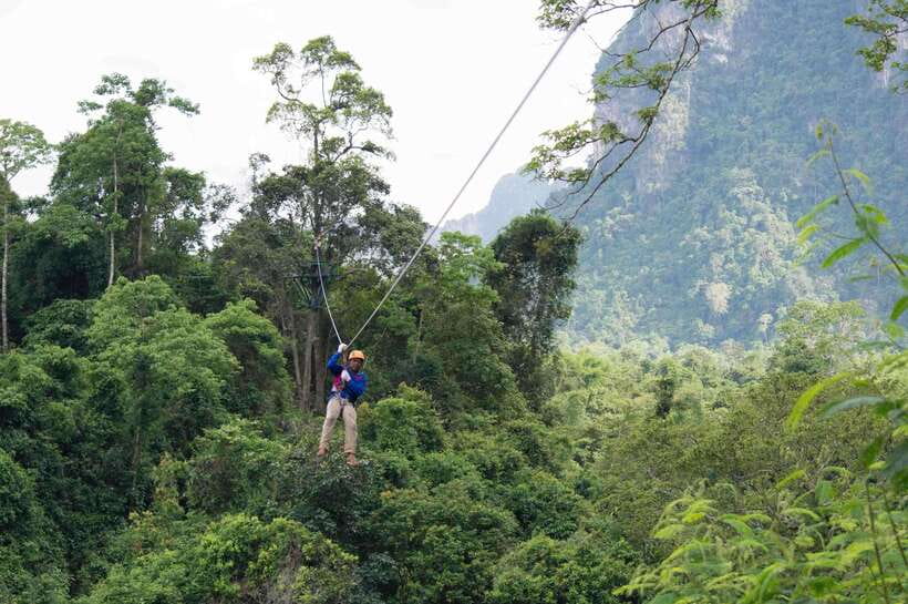 Vang Vieng: Nam Song River Kayak Tour - Riverside break: a pause that’s worth taking