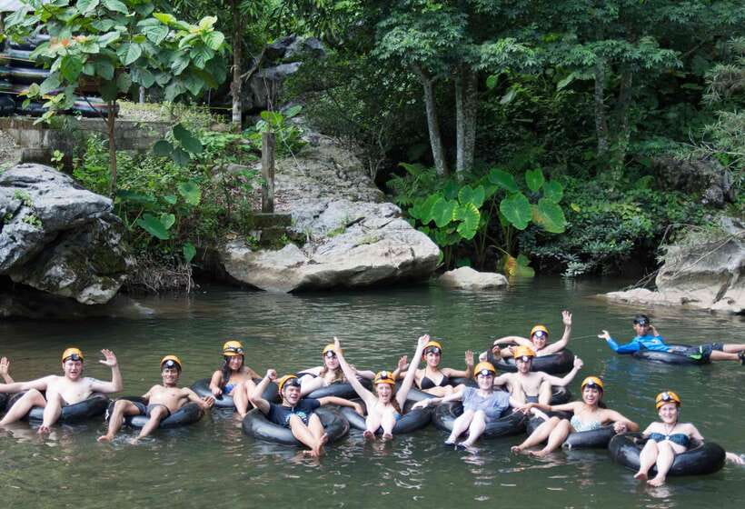 Vang Vieng: Nam Song River Kayak Tour - Price and value: $33 for a guided half-day