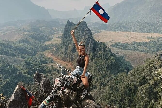 Vang Vieng Tour A - Blue lagoon 3 with Caves and Zipline - Blue Lagoon 3 by buggy: swim time plus a chill ending