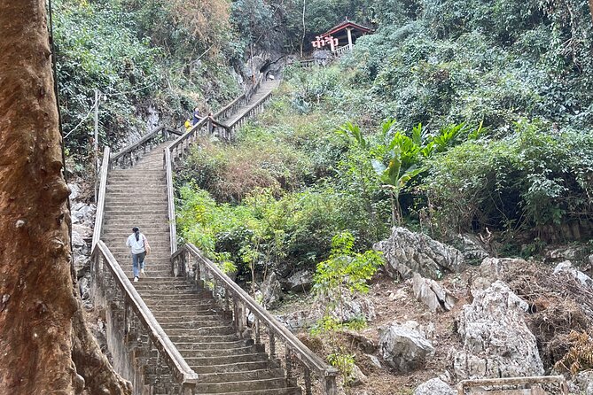 VangVieng Climbing and Ballon Area (Departure from Vientiane) - Transportation and Time: Why the 8 Hours Feel Like a Smart Trade