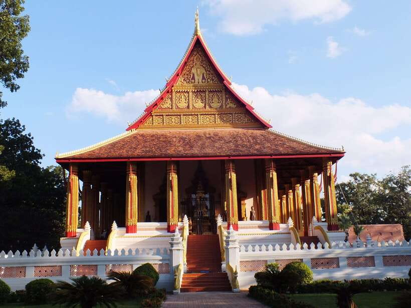 Vientiane City Highlights Tour with Buddha Park & Lunch - Hophakaew Museum and the Emerald Buddha temple story