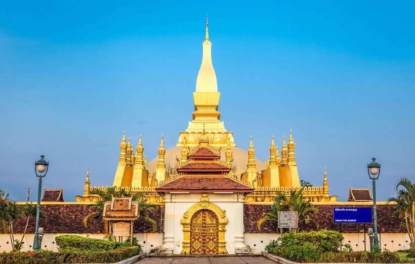 Vientiane City Highlights Tour with Buddha Park & Lunch - Wat Si Saket and the 8,000 Buddha focus