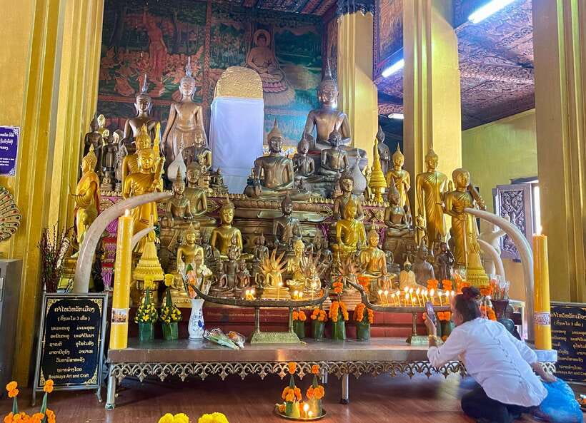 Vientiane: Cultural Tour with Buddha Park and Patuxay - Wat Si Muang: a quick photo stop that helps you orient