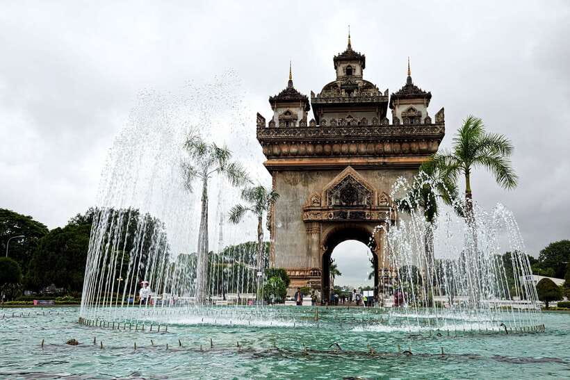 Vientiane Private Full-Day Tour with Buddha Park and Lunch - Wat Si Saket, The Temple That Kept Its Calm